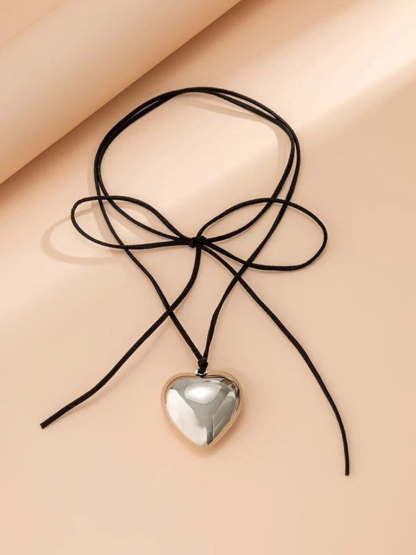 Adjustable Chunky Heart Charm Necklace - Image 2
