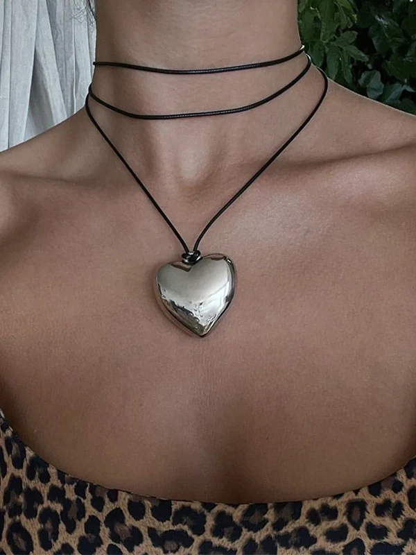 Adjustable Chunky Heart Charm Necklace - Image 6