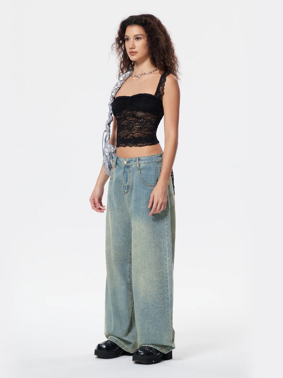 Retro Low-Rise Washed Boyfriend Jeans - Image 12