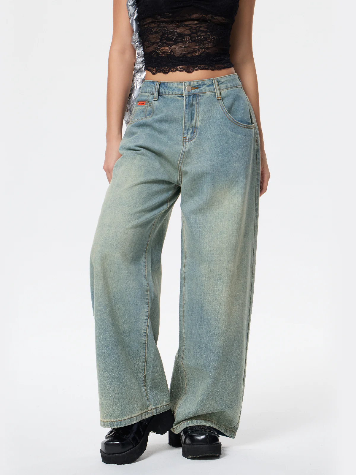Retro Low-Rise Washed Boyfriend Jeans - Image 13