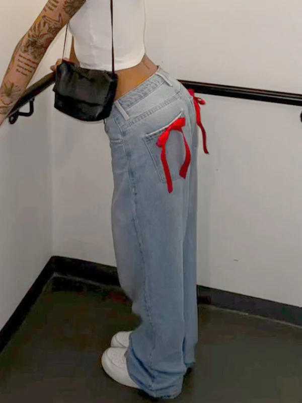 Back Pocket Bow Boyfriend Jeans - Image 3