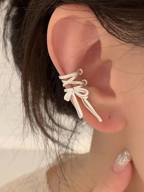 Balletcore Tie Up Bow Cuff Earring - Image 3