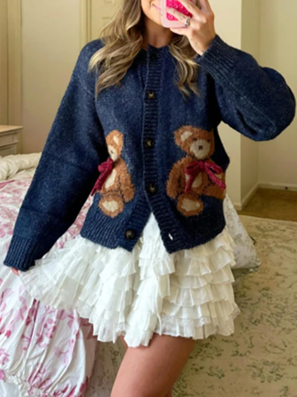 Bear Bow Print Sweaters - Image 4