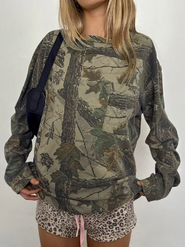 Camouflage Leaf Print Sweatshirt - Image 4