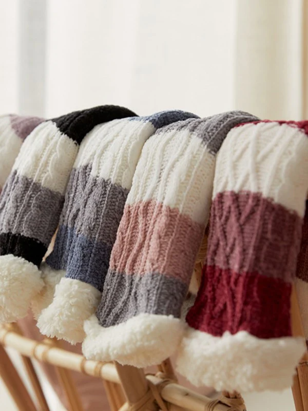 Color Block Striped Fleece Lined Home Socks - Image 19