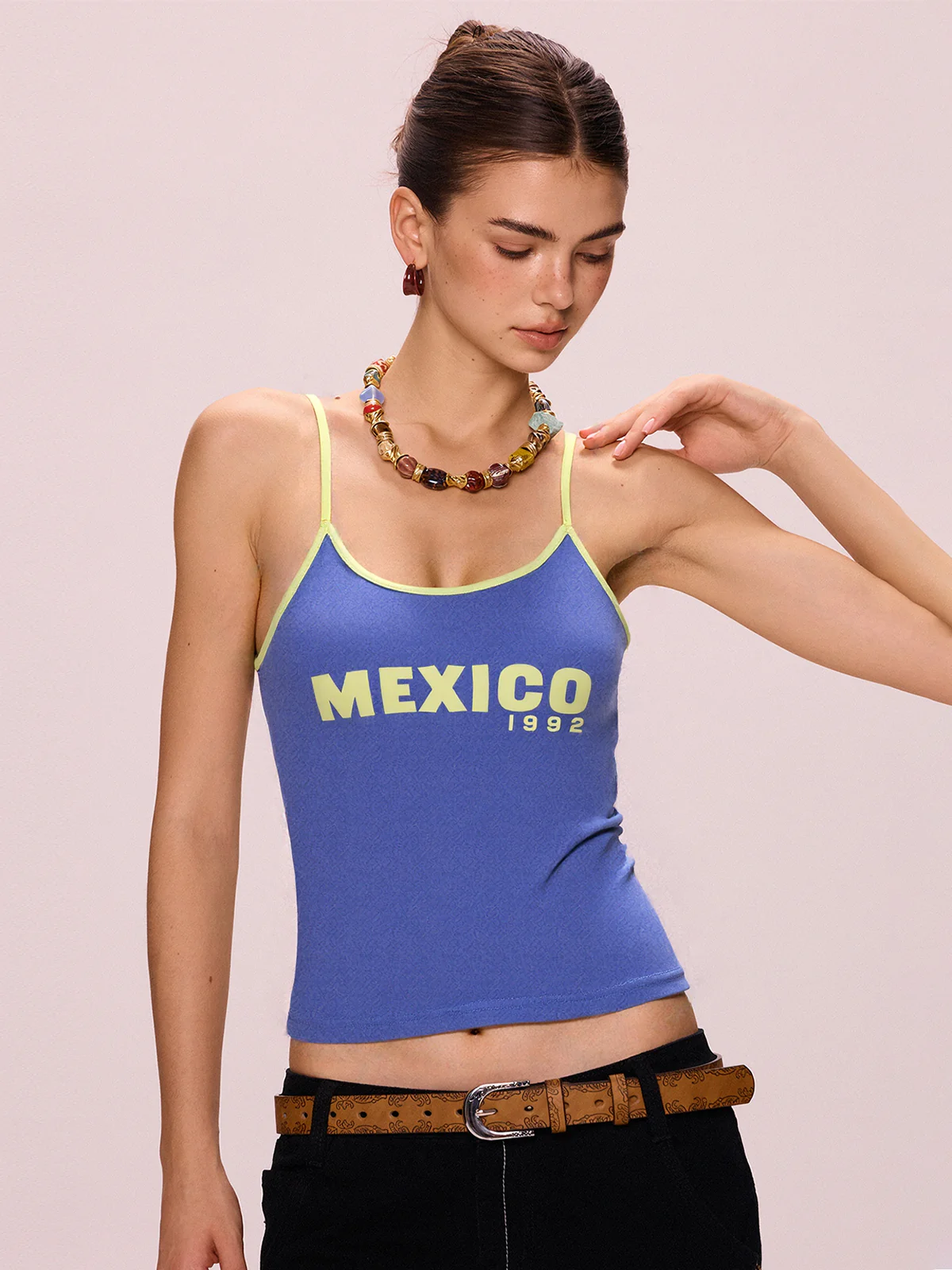 Contrast Color Letter Print Cami Top - Image 2