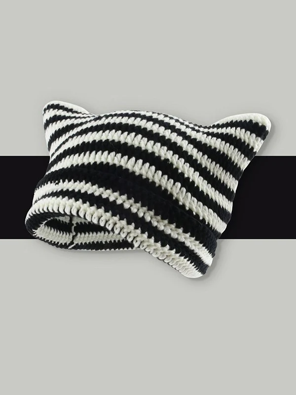 Ear Design Contrast Striped Beanie Hat - Image 5