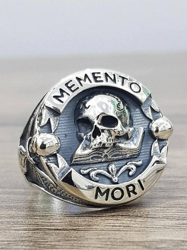 Engraved Skull Chunky Dome Ring - Image 2