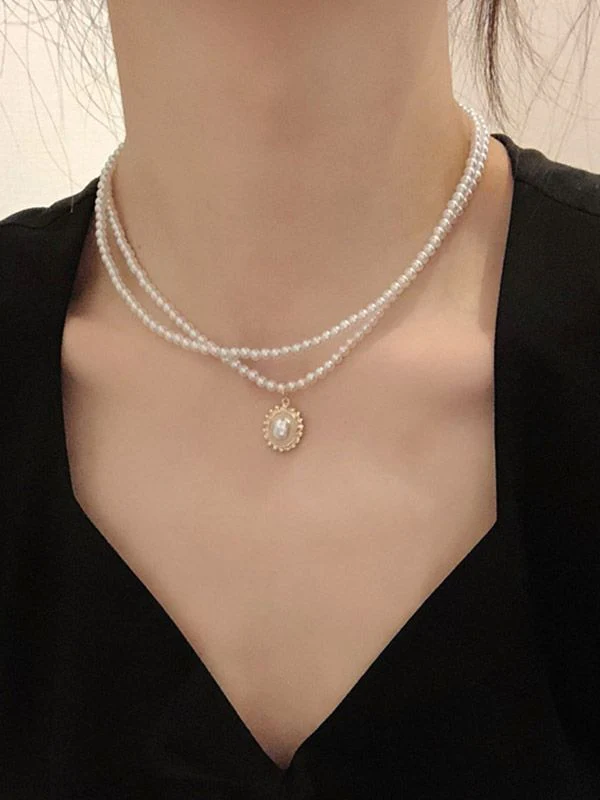 Faux Pearl Pendant Double Layered Necklace