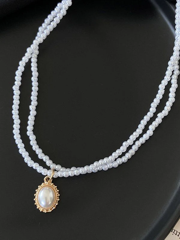 Faux Pearl Pendant Double Layered Necklace - Image 5