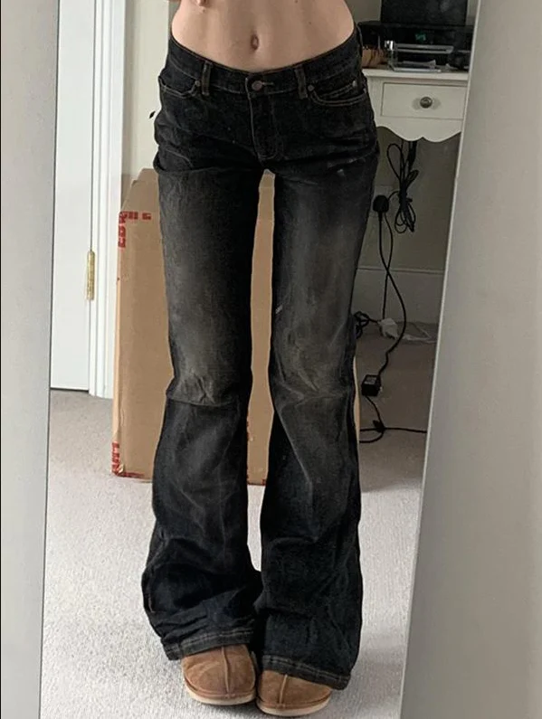 Floral Embroidery Flare Jeans - Image 6