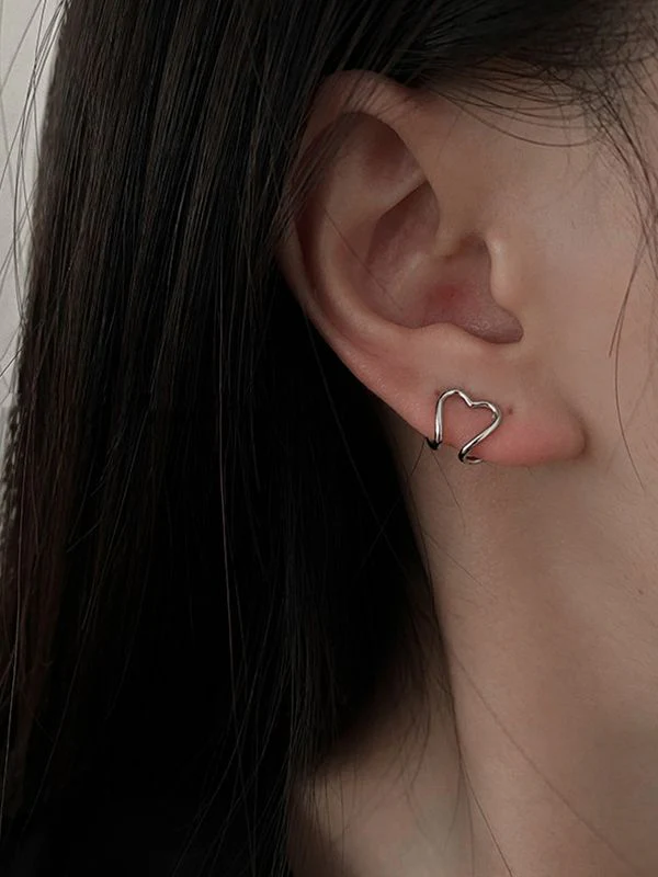 Heart Decor Cuff Earring - Image 2