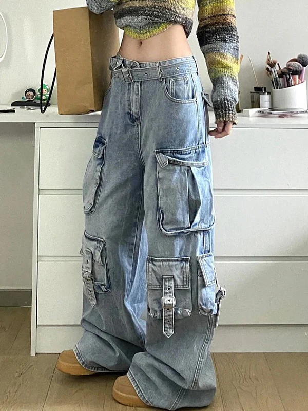 Vintage Multi-Pocket Cargo Jeans - Image 4