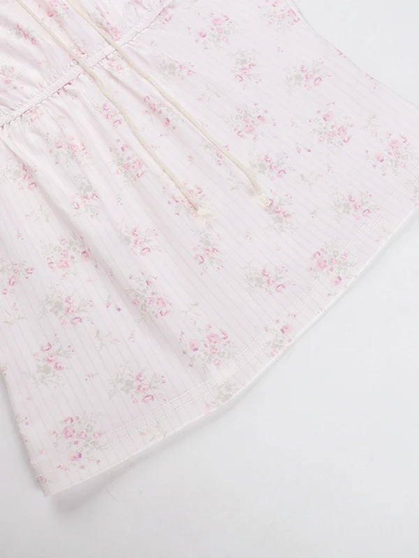 Lace Paneled Floral Cropped Tank Top - Image 3