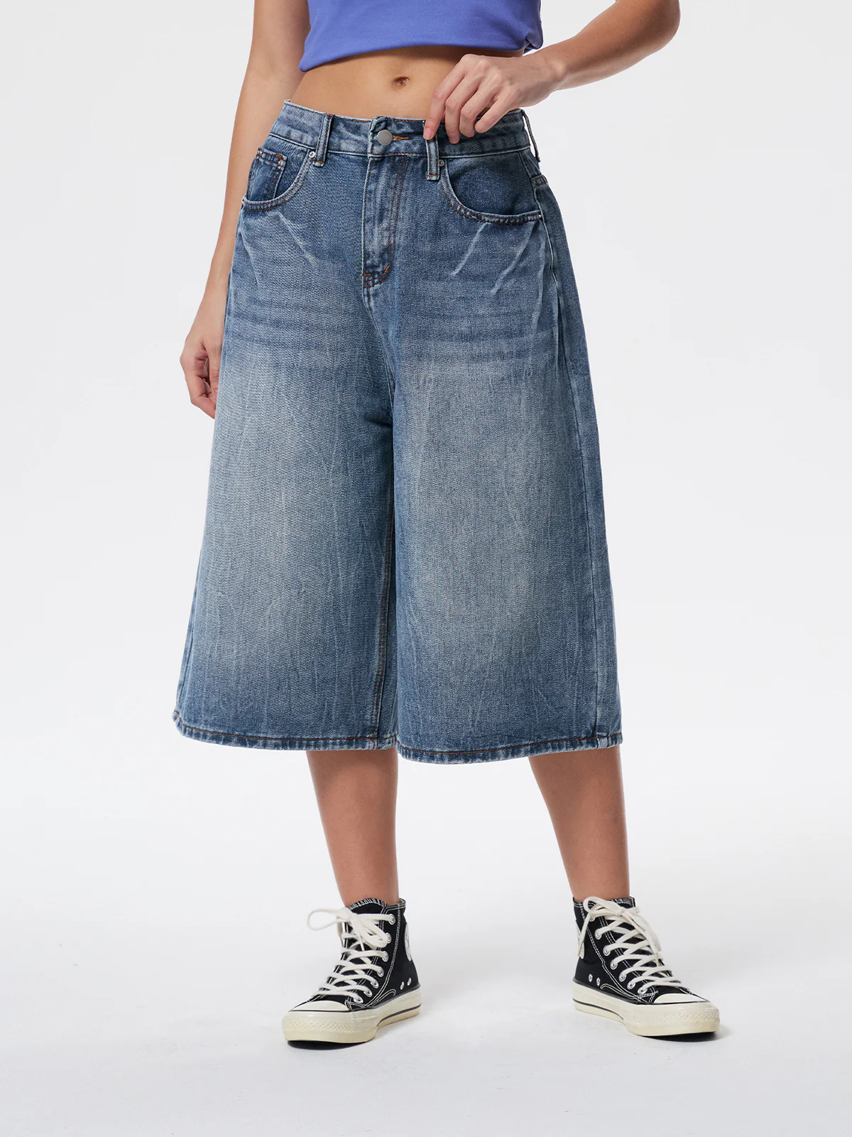 Lightning Print Loose Denim Shorts - Image 15
