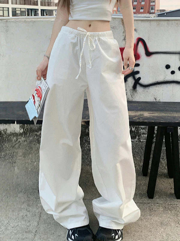Loose-Fitting Boyfriend Jeans - Image 4