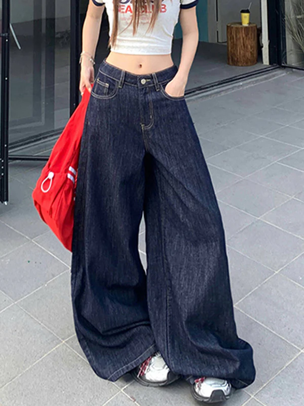 Loose-Fitting Boyfriend Jeans - Image 3
