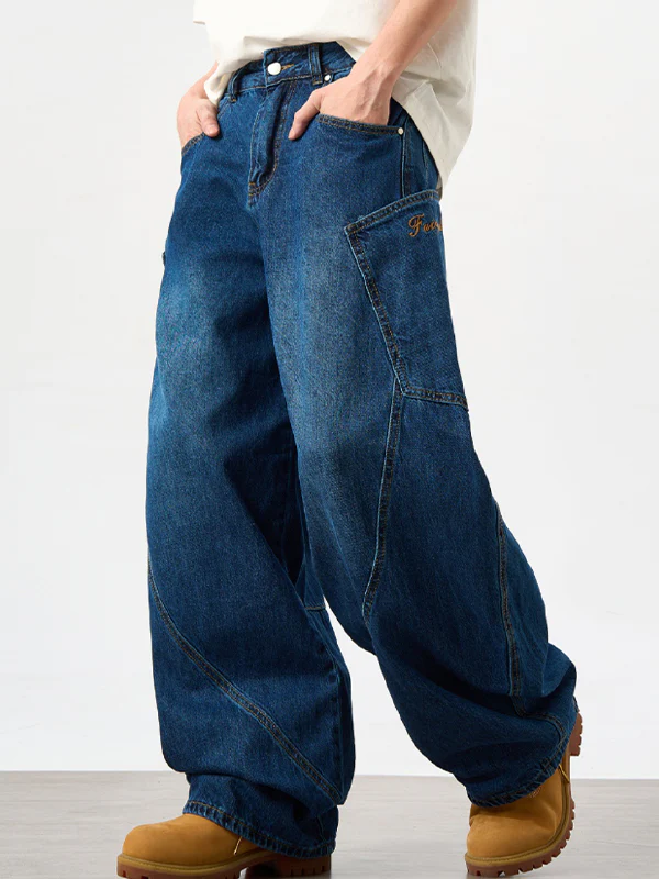 Men's Cargo Jeans With Large Pockets - Image 3