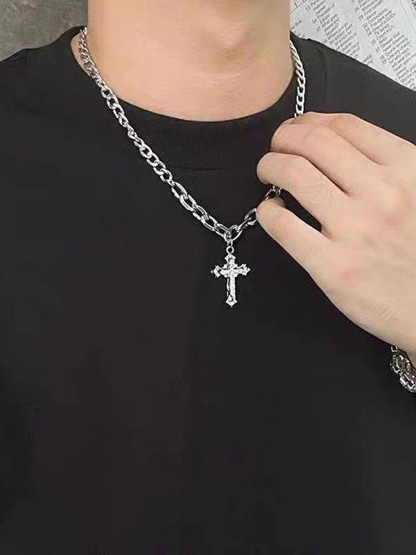 Men's Rhinestone Cross Pendant Chain Necklace - Image 4