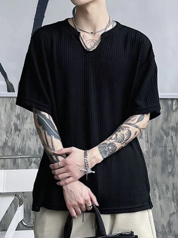 Men's Solid Mesh Notched Neck Short Sleeve Tee - Image 2