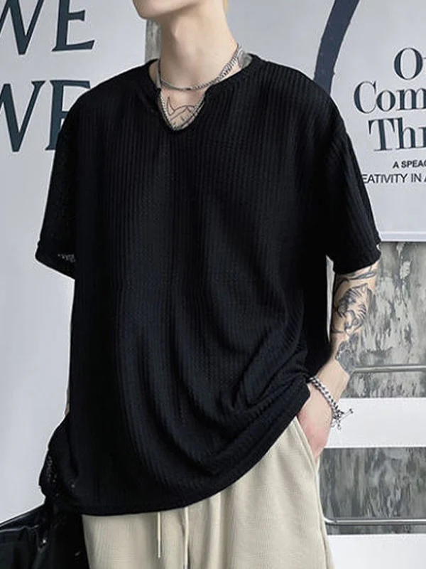 Men's Solid Mesh Notched Neck Short Sleeve Tee - Image 5