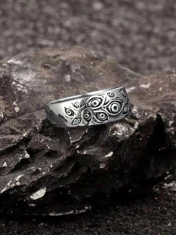 Men's Vintage Eye Pattern Ring - Image 10
