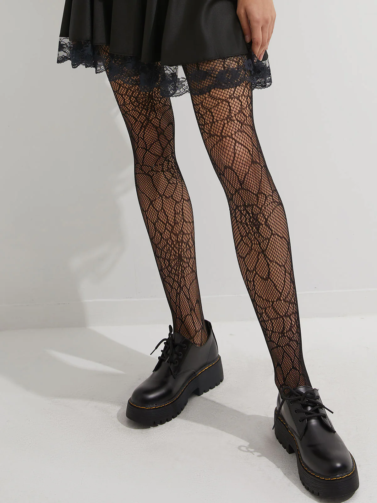 Mesh Spider Web Tights