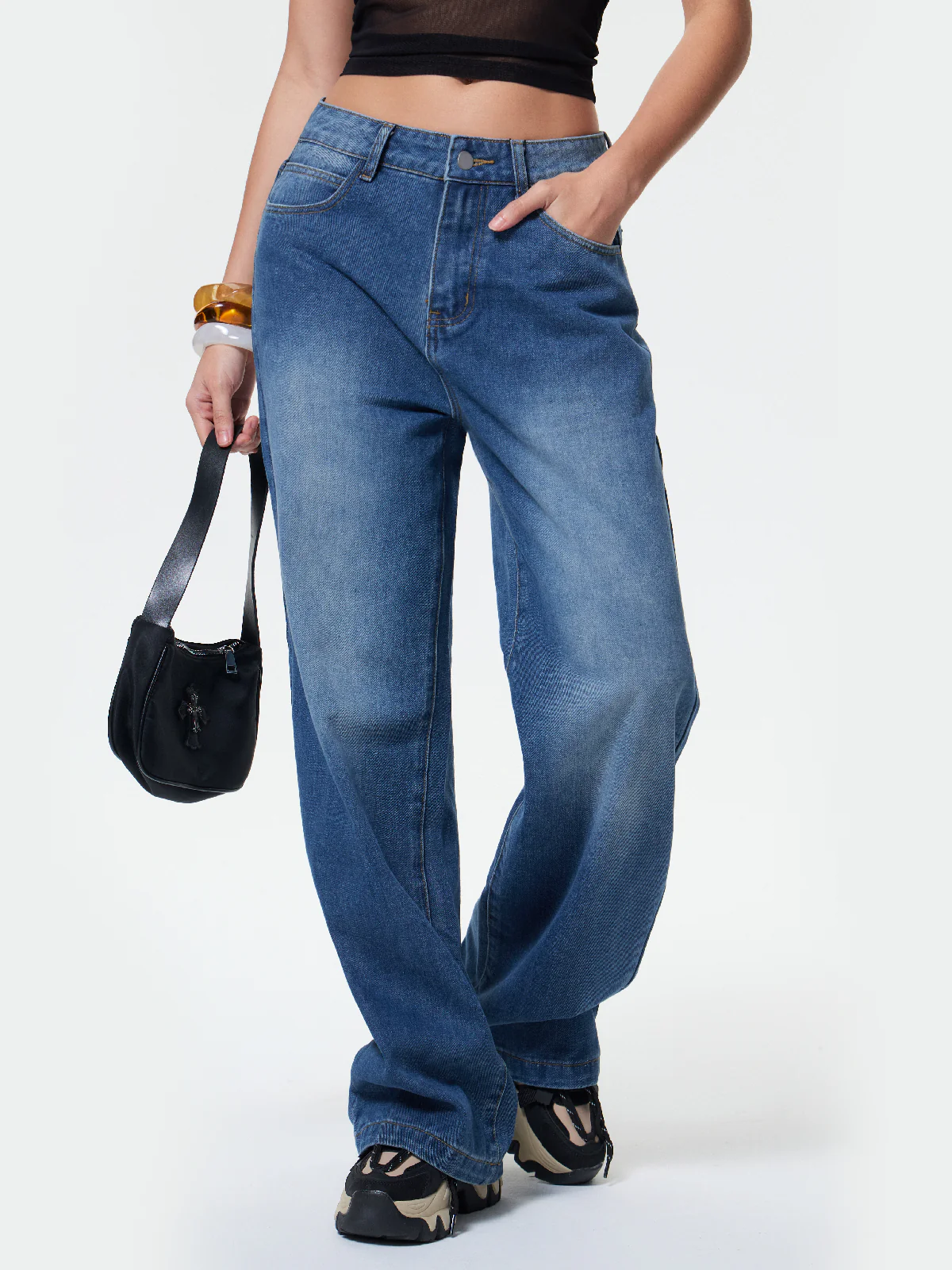 Pocket Design Blue Wash Boyfriend Jeans - Image 7