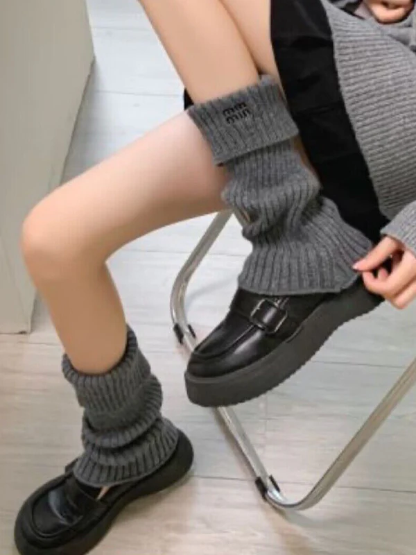 Preppy Letter Embroidery Print Leg Warmer - Image 12
