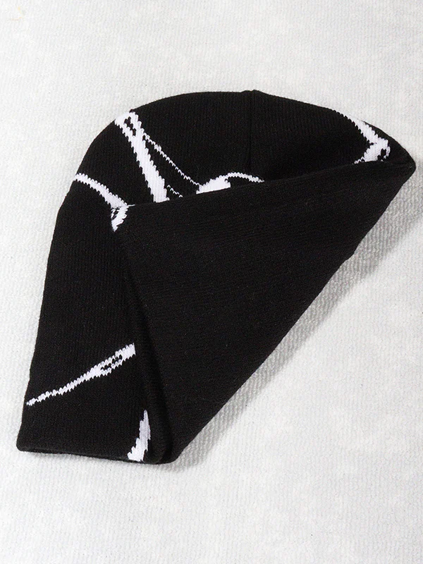 Spider Yarn Hat - Image 9
