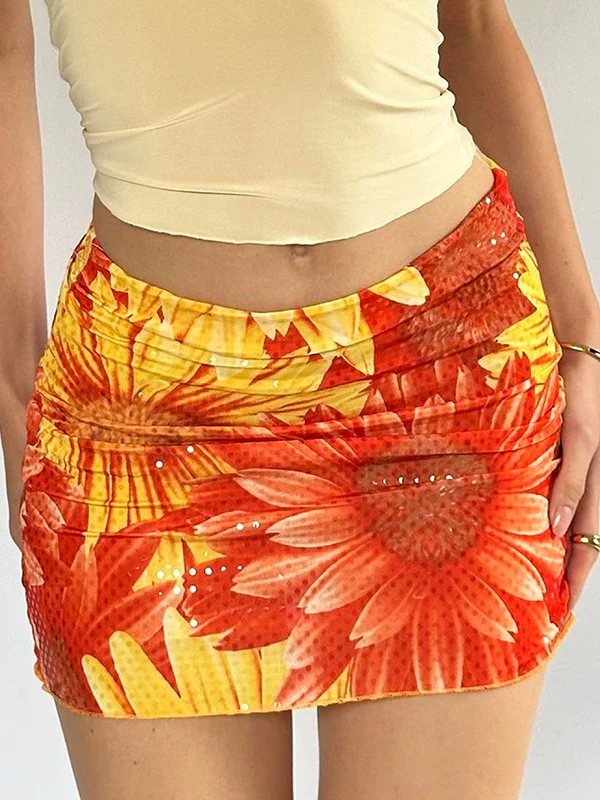 Resort Style Floral Print Mini Skirt - Image 2