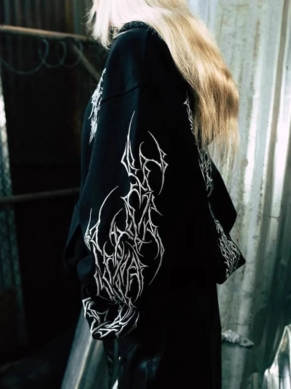 Retro Gothic Print Sweatshirts - Image 3