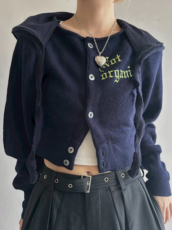 Retro-Inspired Knitwear Jacket - Image 12