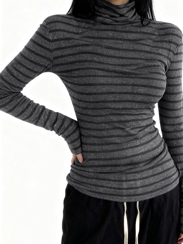 Retro-Inspired Laid-Back Stripes Long Sleeve - Image 2