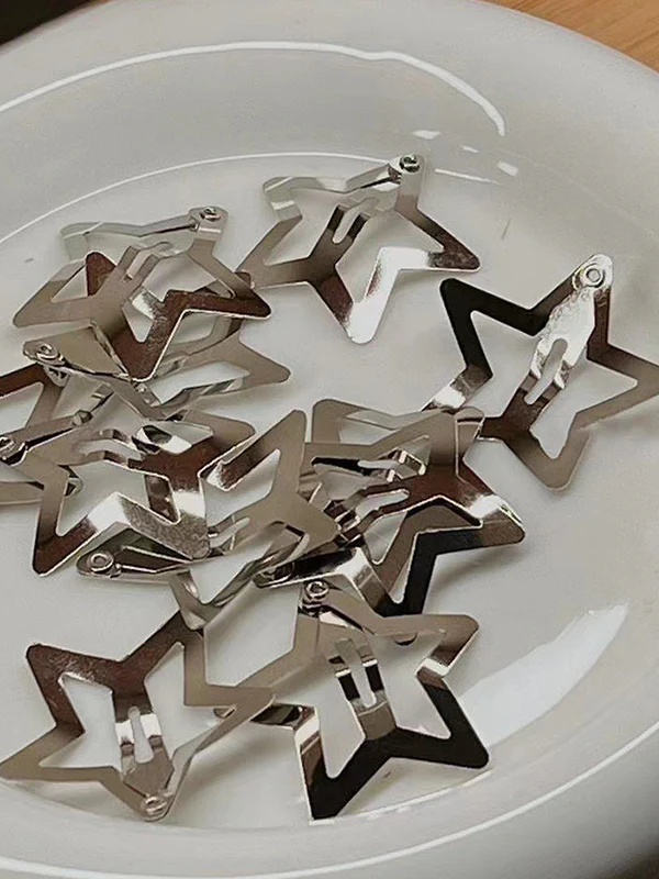 Silver Hollow Out Star Hair Clip - Image 4