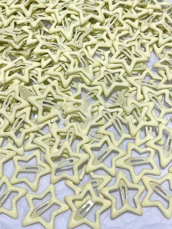 Small Star Pattern Hair Clip - Image 2