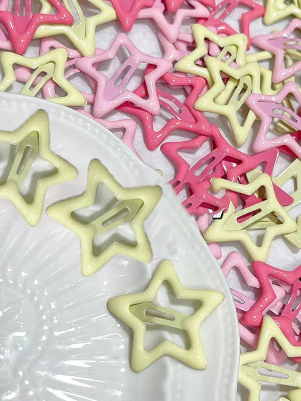 Small Star Pattern Hair Clip - Image 7