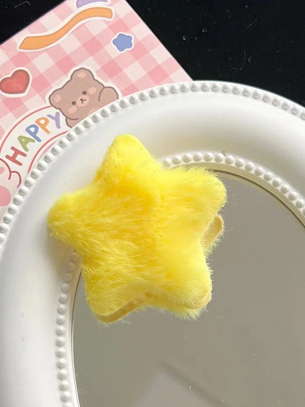 Star Pattern Fuzzy Hair Clip - Image 3