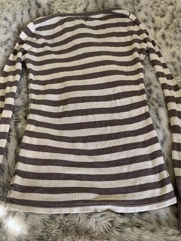 Street Stripe Long Sleeves Tee - Image 8