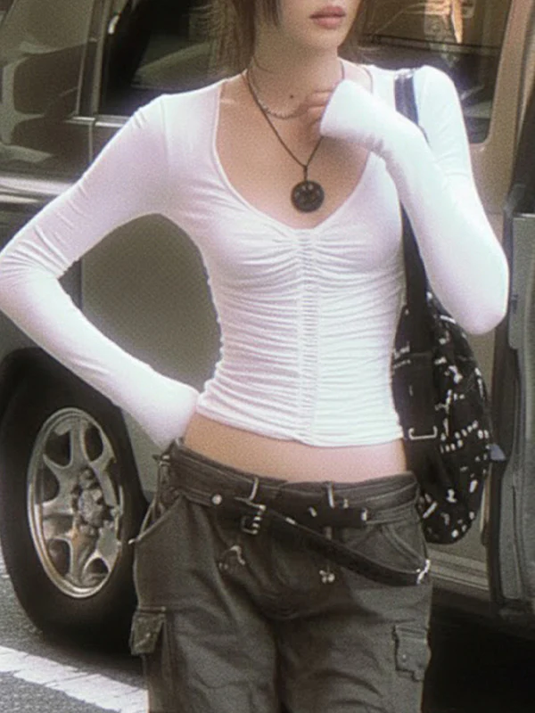 Tapered Silhouette Pleated Detailing Long Sleeve - Image 4