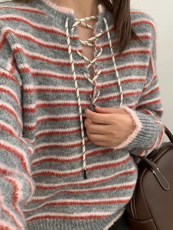V-Neck Lace Up Sweater - Image 3