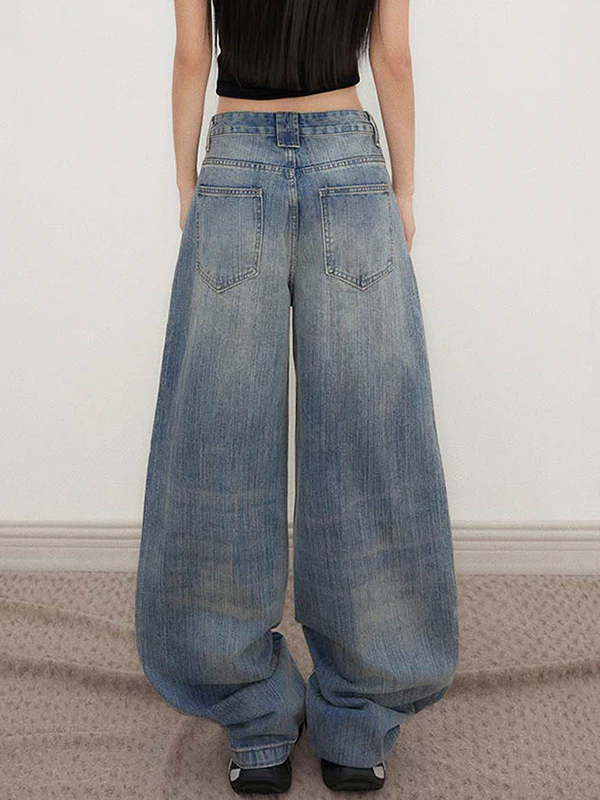Versatile Wide-Legged Boyfriend Jeans - Image 5