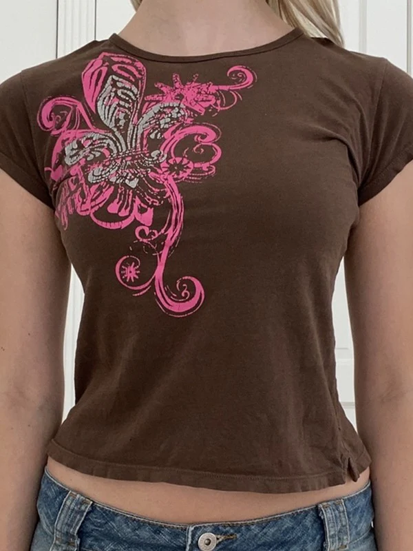 Vintage Acanthus Logo Print Baby Tee - Image 14