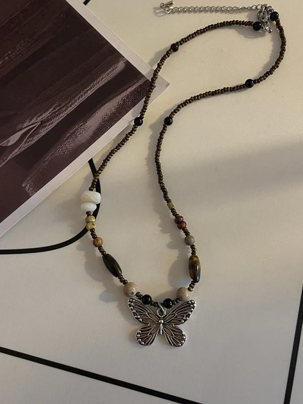 Vintage Beads Stone Butterfly Necklace - Image 2
