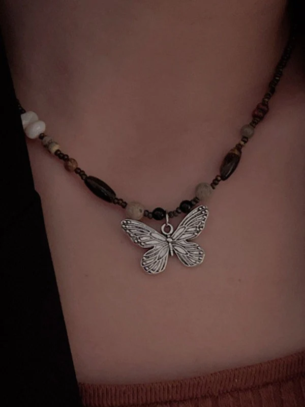 Vintage Beads Stone Butterfly Necklace - Image 3