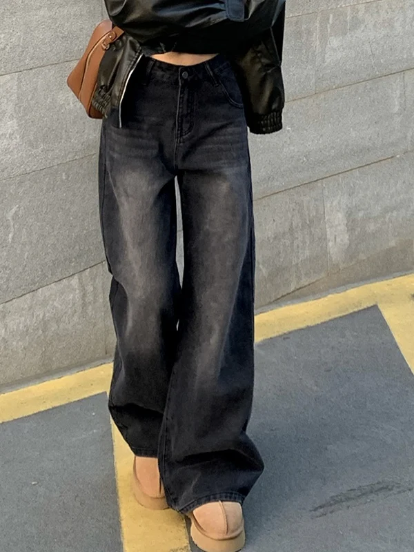 Vintage Black Wash Boyfriend Jeans - Image 3