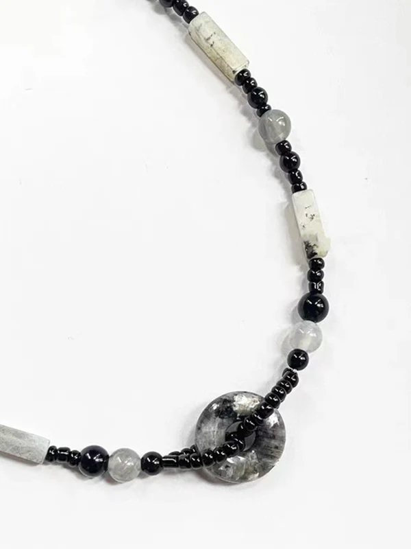 Vintage Irregular Beaded Necklace - Image 4