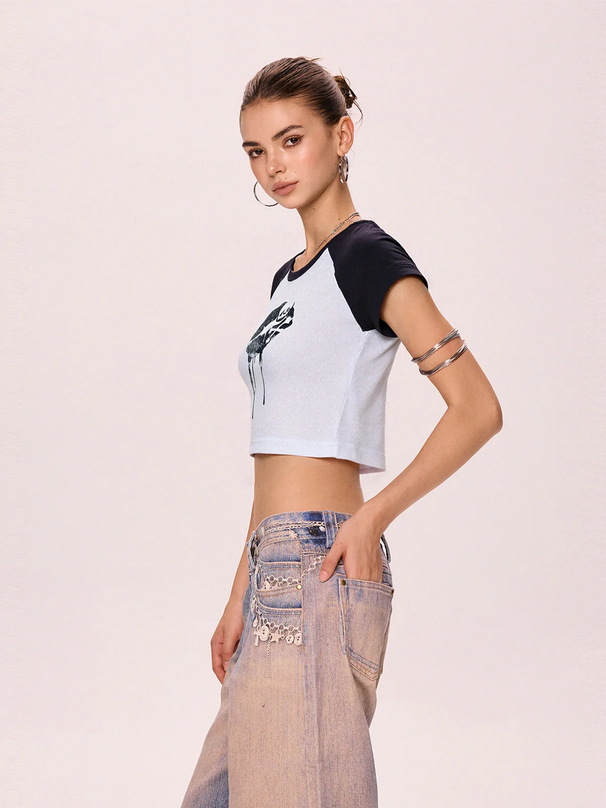 Vintage Lip Print Ragla  Short Sleeve Tee - Image 3