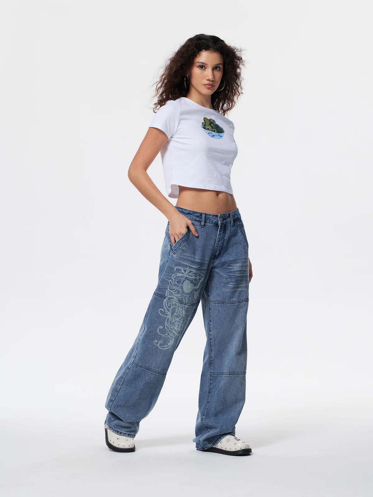 Washed Heart Pattern Cargo Jeans - Image 3