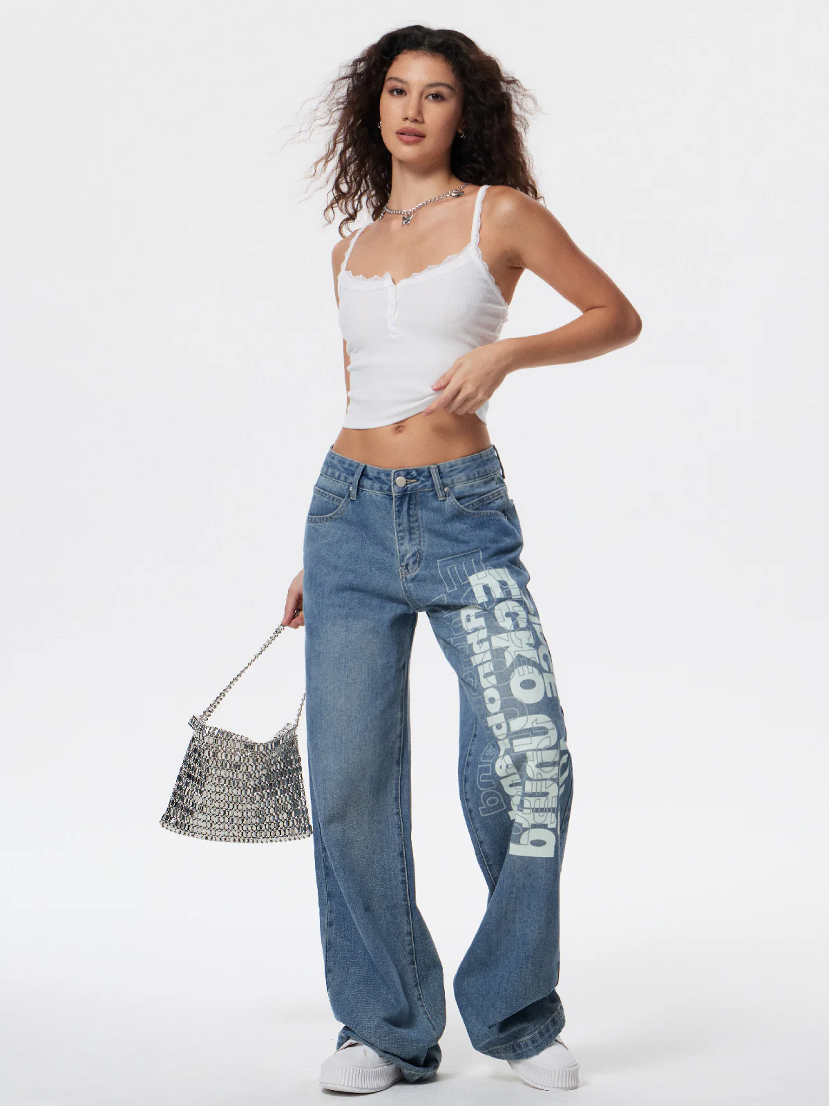 Washed Letter Print High Waist Boyfriend Jeans - Image 3